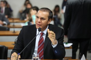 senador-ataides-oliveira-02021 (1)